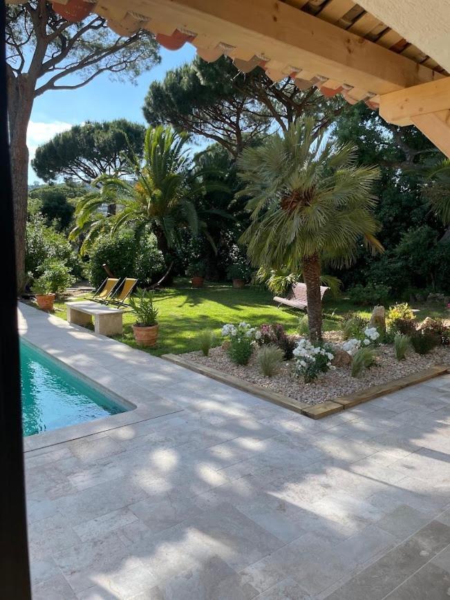 Hotel La Beluga Sainte-Maxime Pokoj fotografie