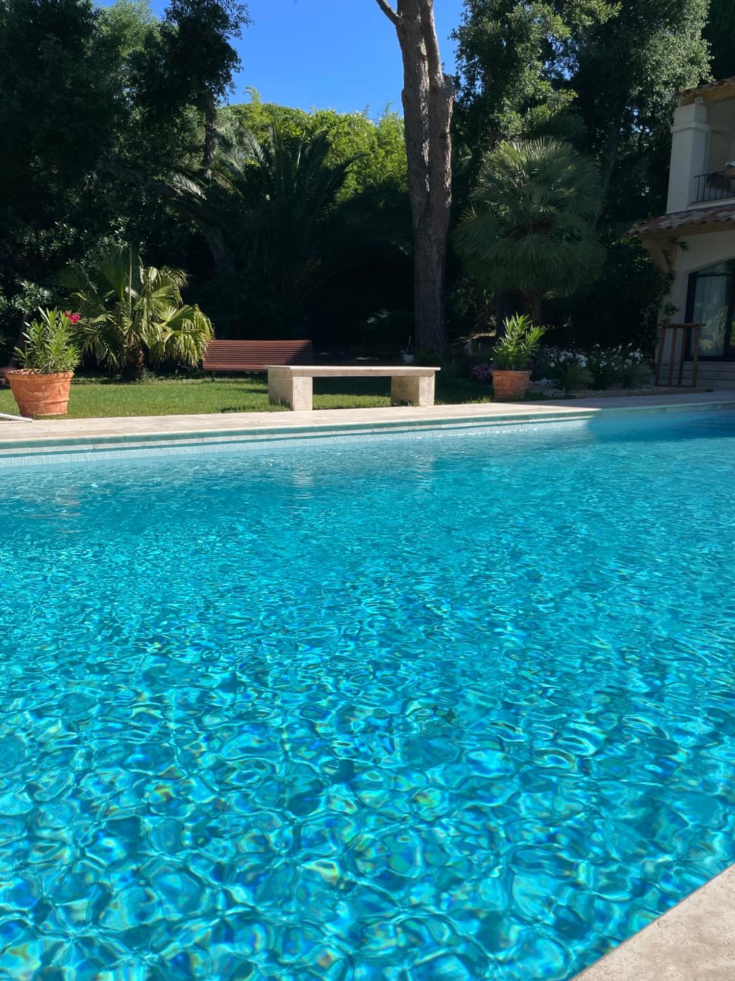 Hotel La Beluga Sainte-Maxime Exteriér fotografie